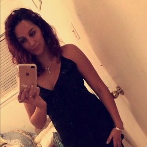 Meet your Posher, Courtney